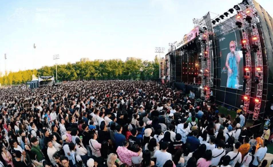 高佣金诱惑 购房者应警惕“返佣陷阱”！|栋察楼市早报（7.18）
